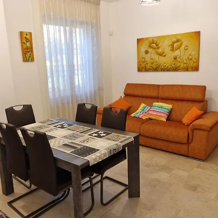 Moderno Vicino Al Colosseocheckhostprofile Appartement